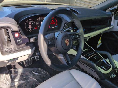 2026 Porsche Cayenne S