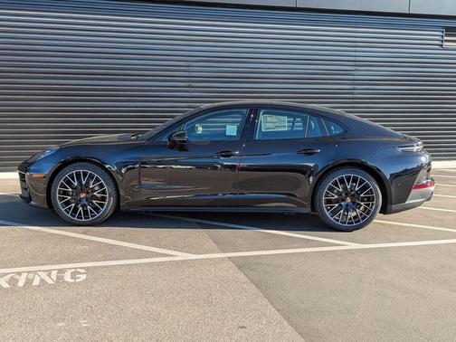 2026 Porsche Panamera 