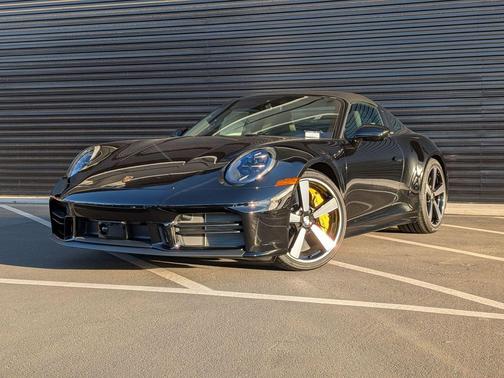 2026 Porsche 911 Targa 4S