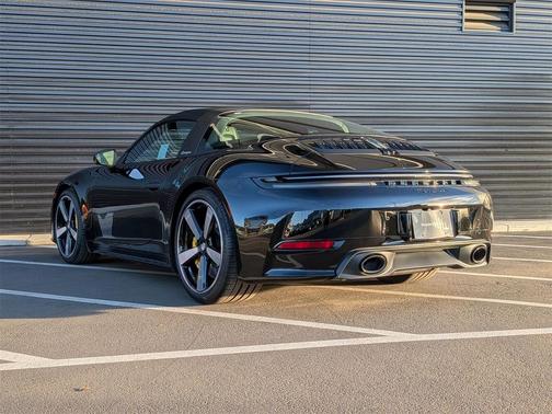 2026 Porsche 911 Targa 4S