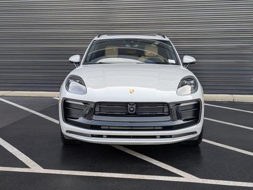 2026 Porsche Macan T