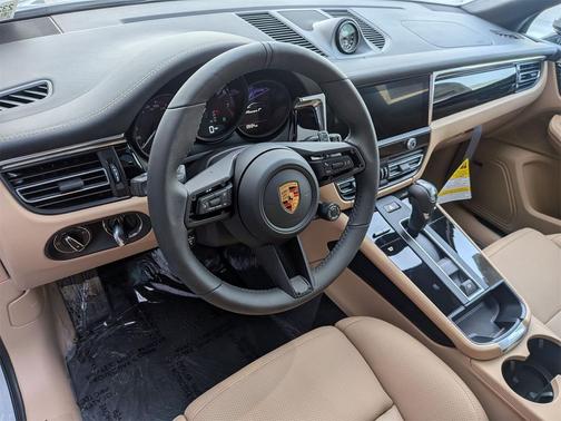 2026 Porsche Macan T