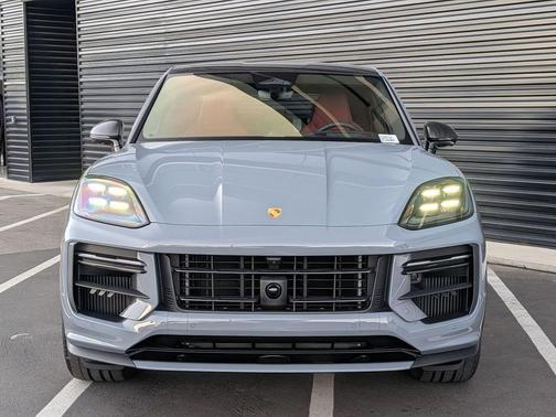 Arctic Grey 2026 Porsche Cayenne Turbo GT