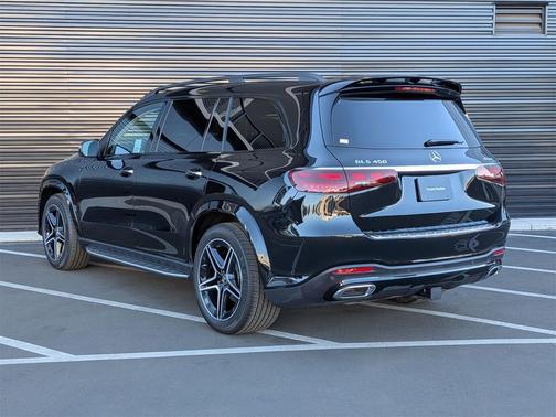2026 Mercedes-Benz GLS 450 4MATIC