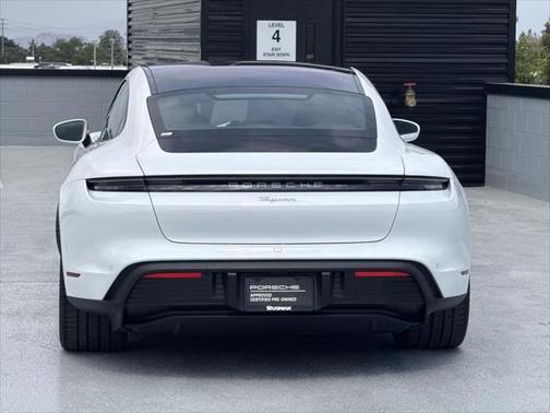 2025 Porsche Taycan 4