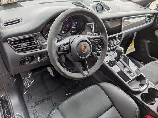 2026 Porsche Macan GTS