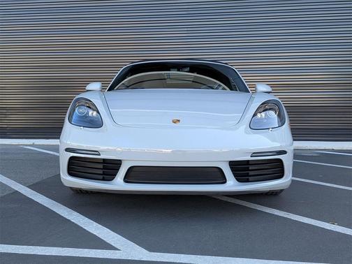 2023 Porsche 718 Boxster S