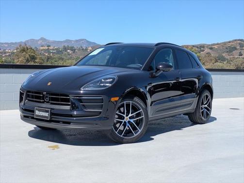 2025 Porsche Macan Base