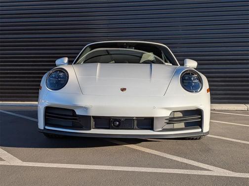 2026 Porsche 911 Carrera