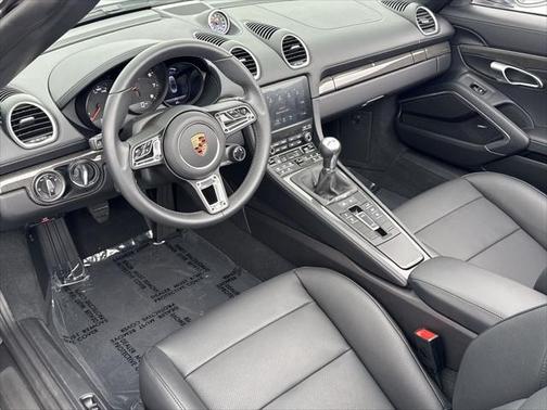 2024 Porsche 718 Boxster Style Edition