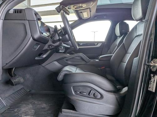 2025 Porsche Cayenne