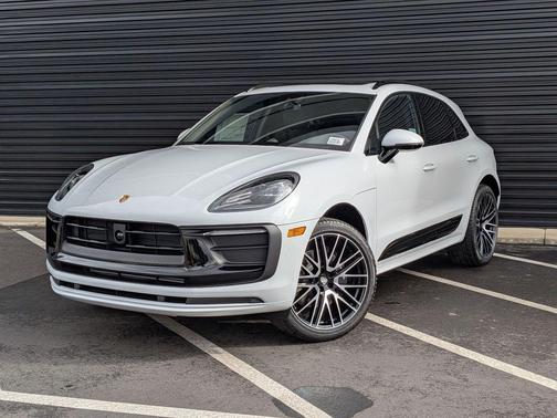 2026 Porsche Macan 