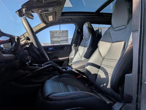 2026 Porsche Cayenne GTS