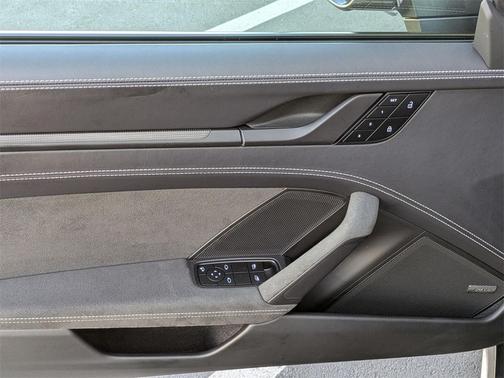 2023 Porsche 911 Targa 4 GTS