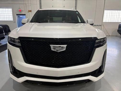 2024 Cadillac Escalade Sport