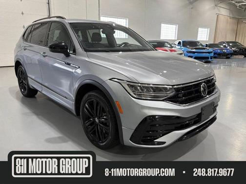 Pyrite Silver Metallic 2022 Volkswagen Tiguan 2.0T SE R-Line Black 4MOTION