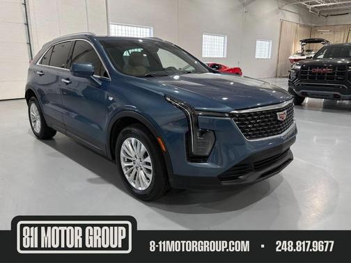 Deep Sea Metallic 2024 Cadillac XT4 Luxury