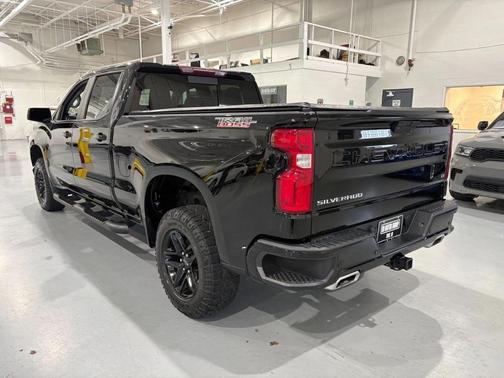 Black 2021 Chevrolet Silverado 1500 LT Trail Boss