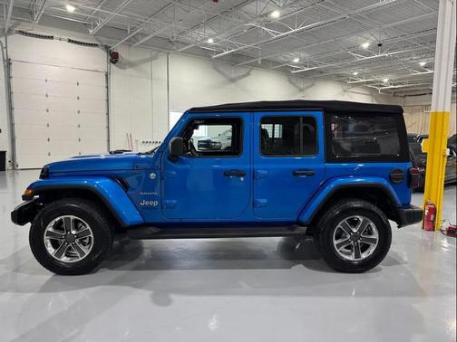 2022 Jeep Wrangler Unlimited Sahara