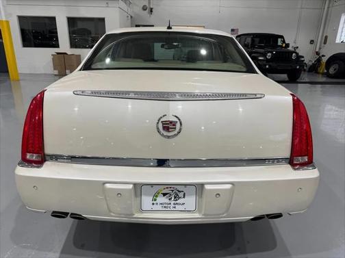 2007 Cadillac DTS Luxury