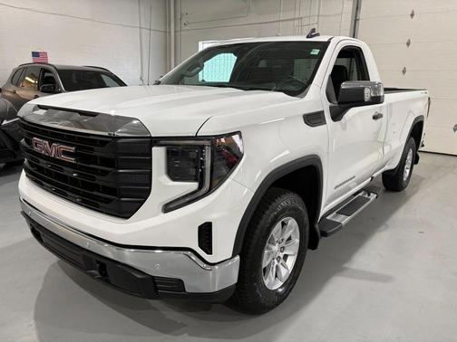 White Frost Tricoat 2024 GMC Sierra 1500 Pro