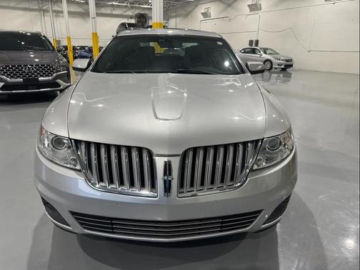 2012 Lincoln MKS Base