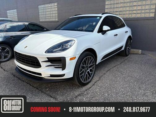 White 2019 Porsche Macan Macan S
