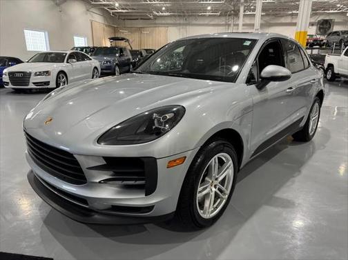 2021 Porsche Macan Base
