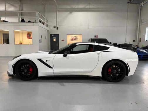 Arctic White 2015 Chevrolet Corvette Stingray Z51