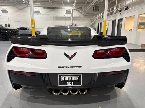 Arctic White 2015 Chevrolet Corvette Stingray Z51