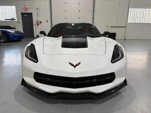 Arctic White 2015 Chevrolet Corvette Stingray Z51