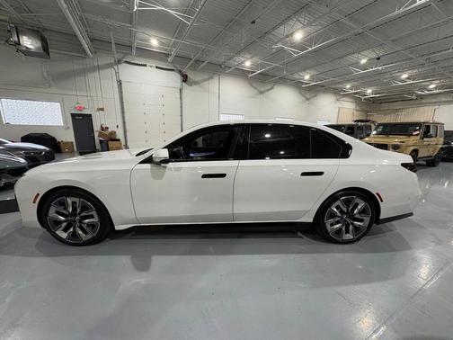 2024 BMW i7 xDrive60