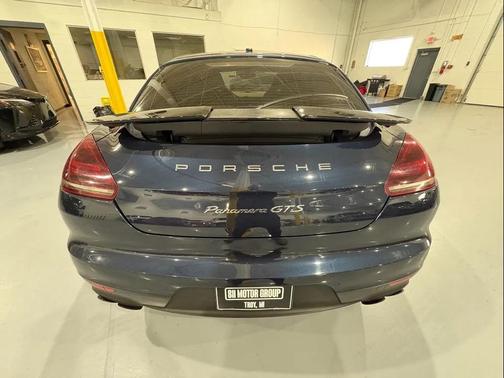 2015 Porsche Panamera GTS