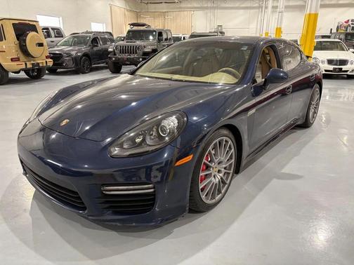 2015 Porsche Panamera GTS