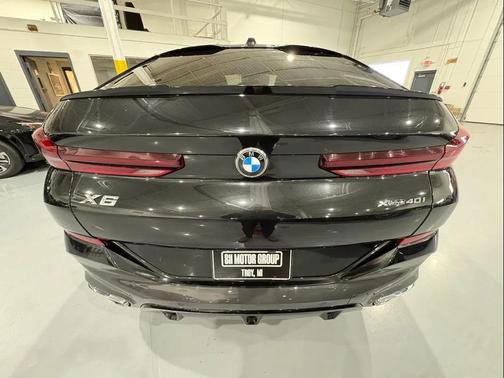 2024 BMW X6 xDrive40i