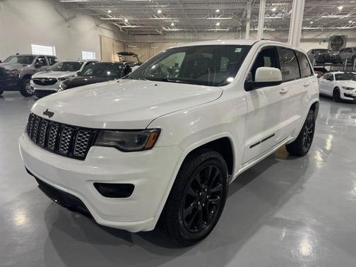 2020 Jeep Grand Cherokee Altitude