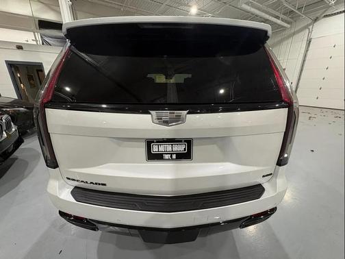 2021 Cadillac Escalade Sport