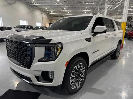 2023 GMC Yukon XL Denali Ultimate
