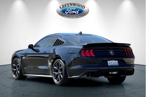 2022 Ford Mustang ECOBOOST PREMIUM