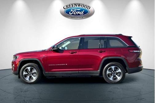 2023 Jeep Grand Cherokee BASE