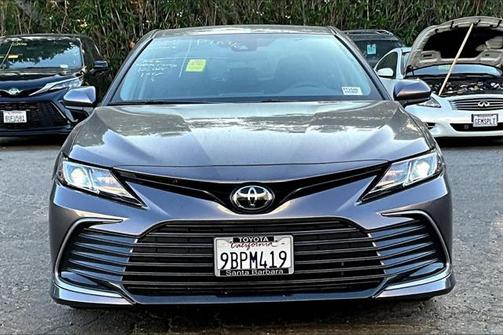 2022 Toyota Camry LE
