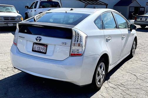2010 Toyota Prius II