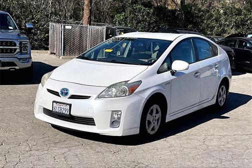 2010 Toyota Prius II