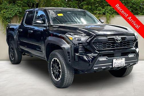 2025 Toyota Tacoma Hybrid TRD Off Road