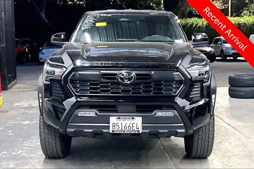 2025 Toyota Tacoma Hybrid TRD Off Road