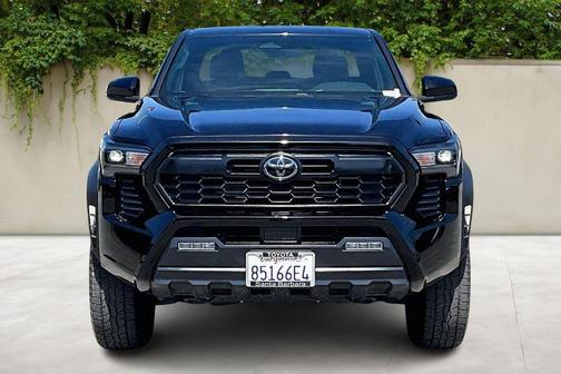 2025 Toyota Tacoma Hybrid TRD Off Road