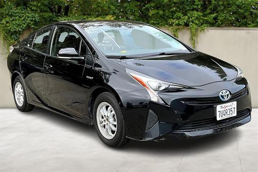 2016 Toyota Prius Two