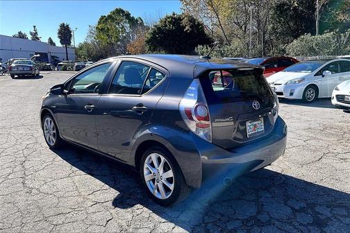 2014 Toyota Prius c Four