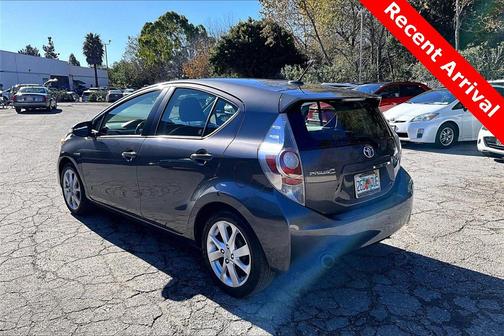 2014 Toyota Prius c Four