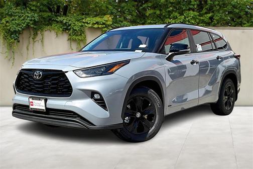 2025 Toyota Highlander Hybrid XLE